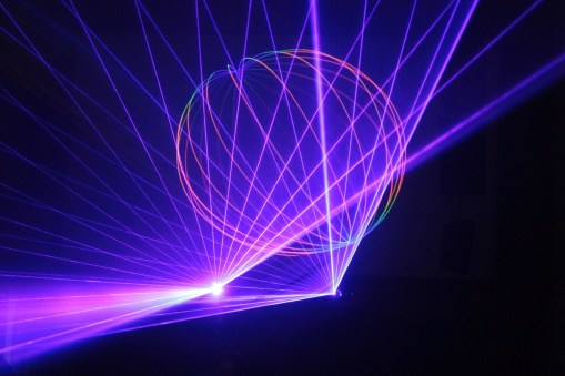 laser-show-589727_1280